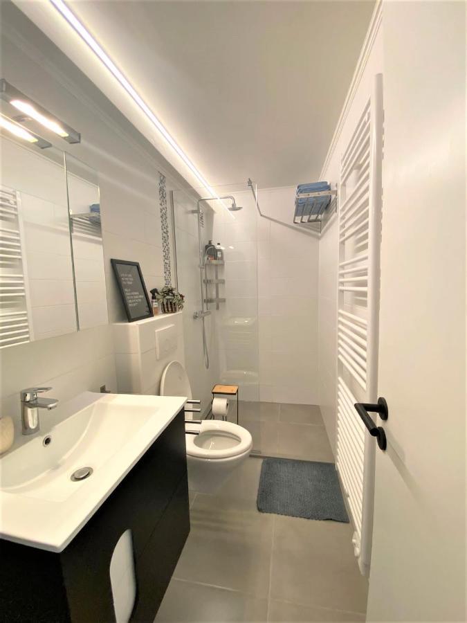 O'Stay Appartement Oostende Met Parking 50M Van Zeedijk Екстериор снимка